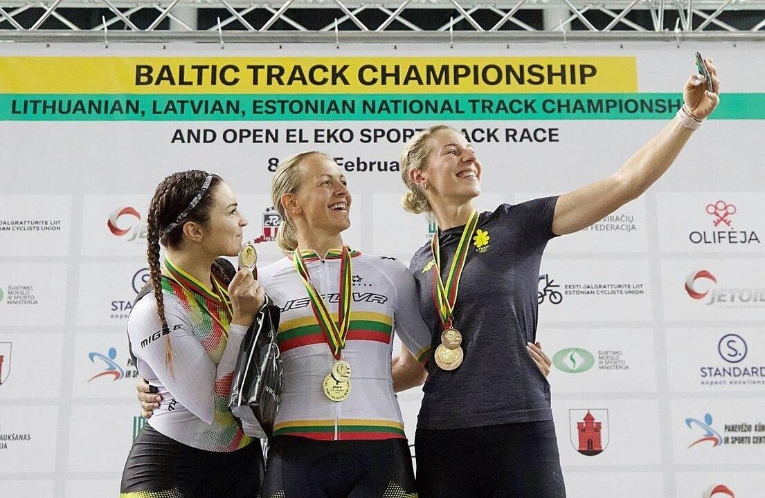 Miglė Marozaitė, Simona Krupeckaitė ir Olivija Baleišytė