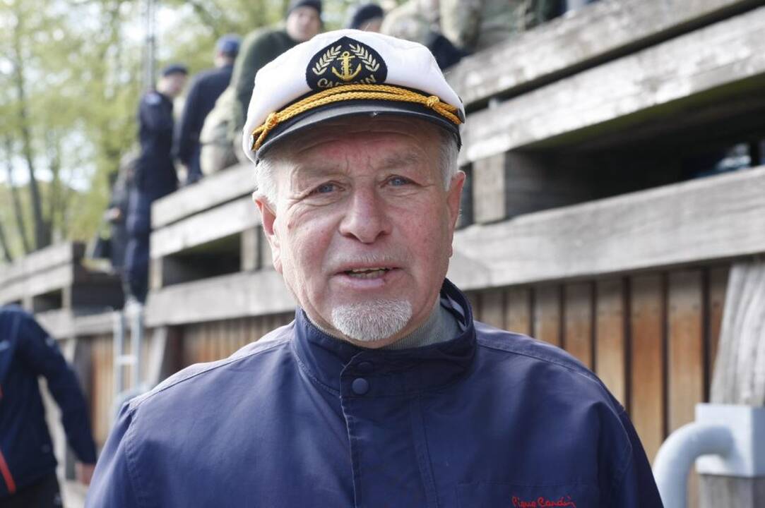 Susirūpino: Sporto tarybos pirmininkas L.Mileška sunerimęs: kažkokie nežinomi asmenys socialiniame tinkle pasisavino tarybos pavadinimą ir jame kritikuoja jos veiklą.