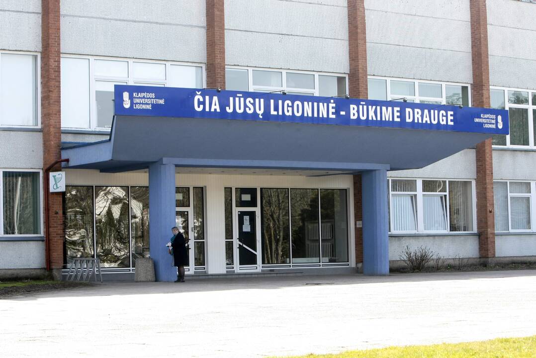 Ramu: gydytojai džiaugiasi, kad kol kas Klaipėdos ligoninėse užsikrėtusiųjų koronavirusu nedaugėja.