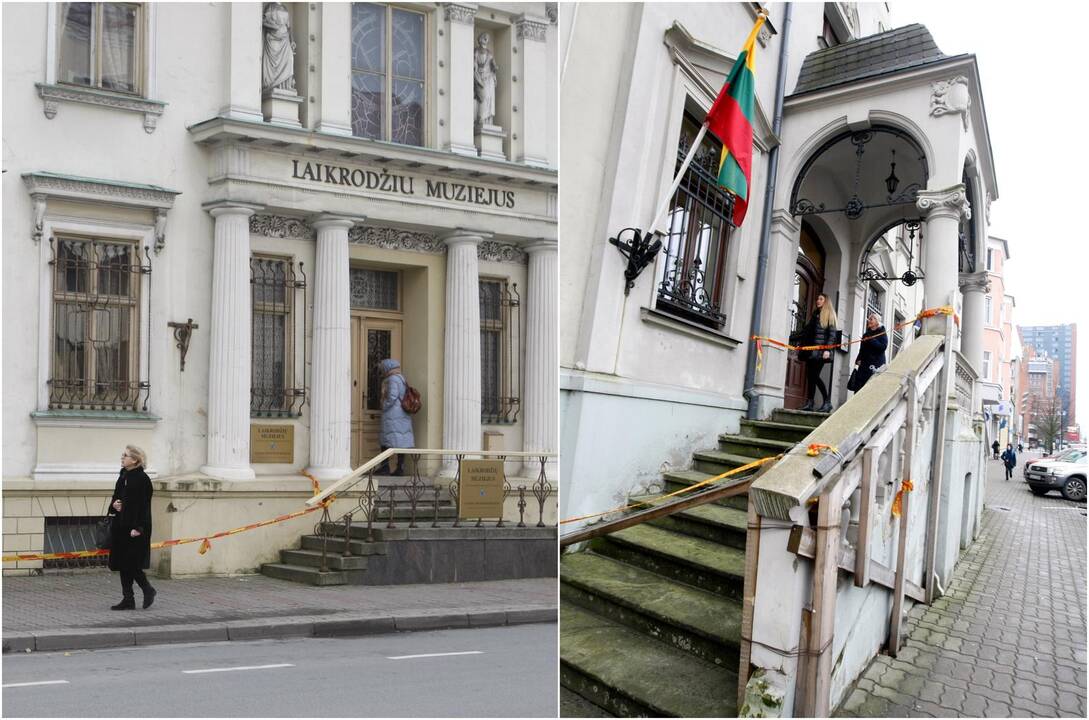 Vaizdas: apie pavojus dėl byrančių Laikrodžių muziejaus ir banko pastatų Liepų gatvėje praeivius įspėja statinius juosiančios "Stop" juostos.