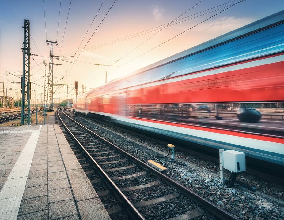 Geležinkelių signalizacijos sistemos gedimas sukėlė eismo trikdžių Europoje ir Azijoje