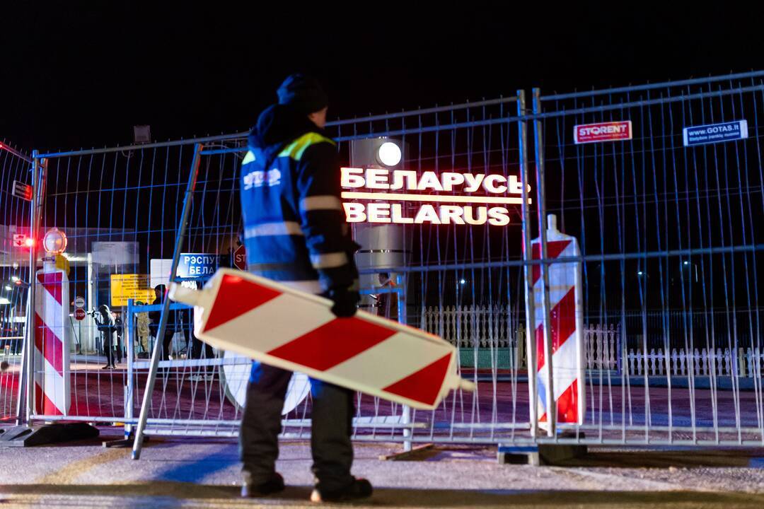 Pasienyje su Baltarusija apgręžti 20 migrantų