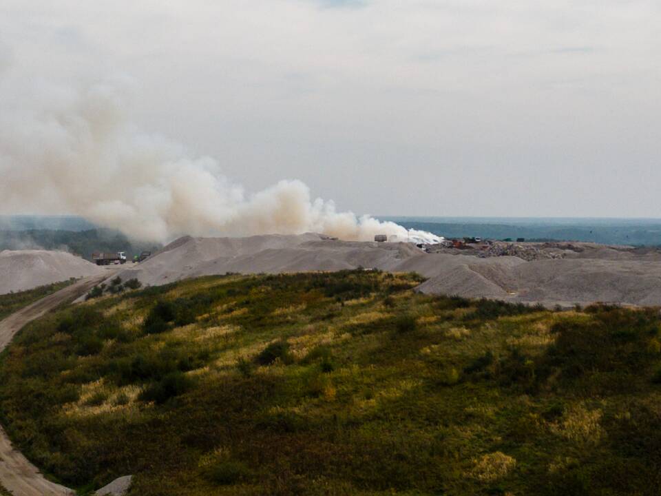 Vėl dega Lapių sąvartynas