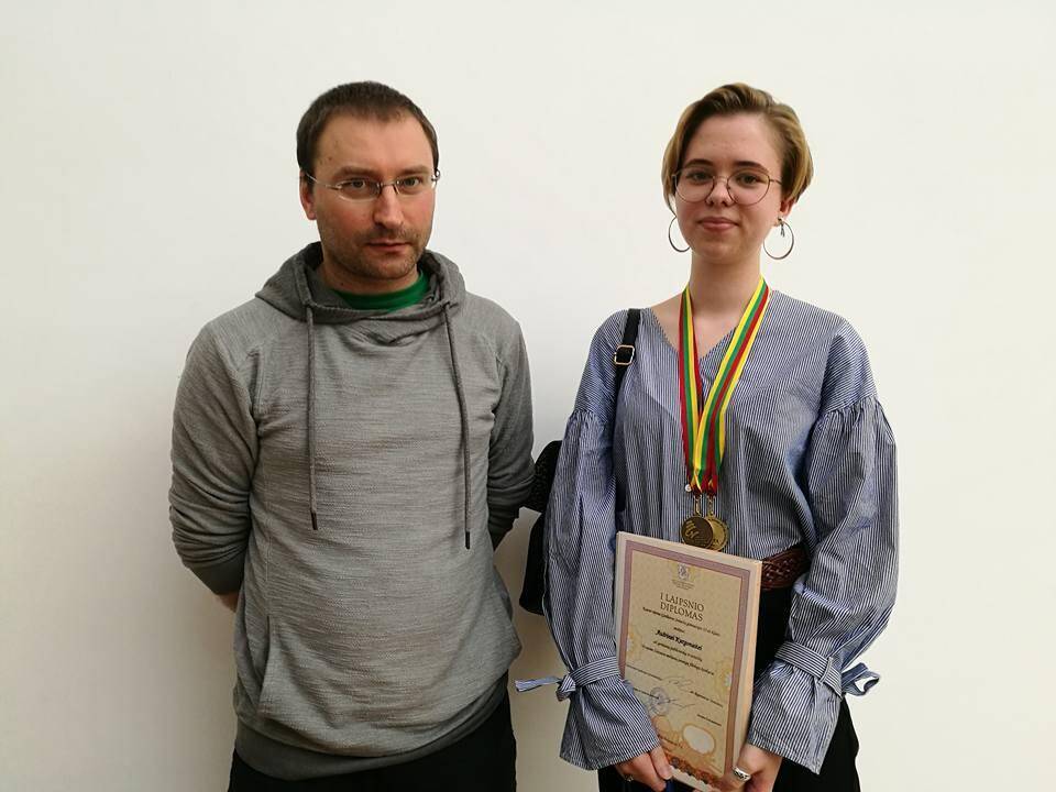 Įvertinimas: aukštus balus A.Kurgonaitės darbams skyrė poetas Donatas Petrošius.
