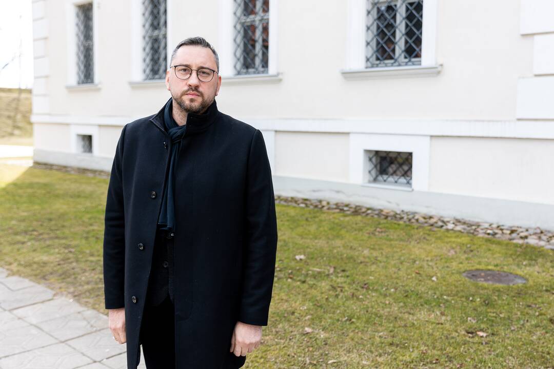 Atsisveikinama su žuvusiu M. Kvedaravičiumi