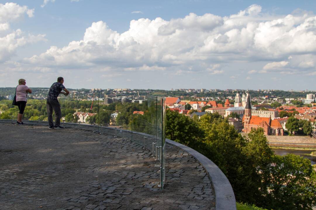 Tvarkomoje Aleksoto apžvalgos aikštelėje – brokas