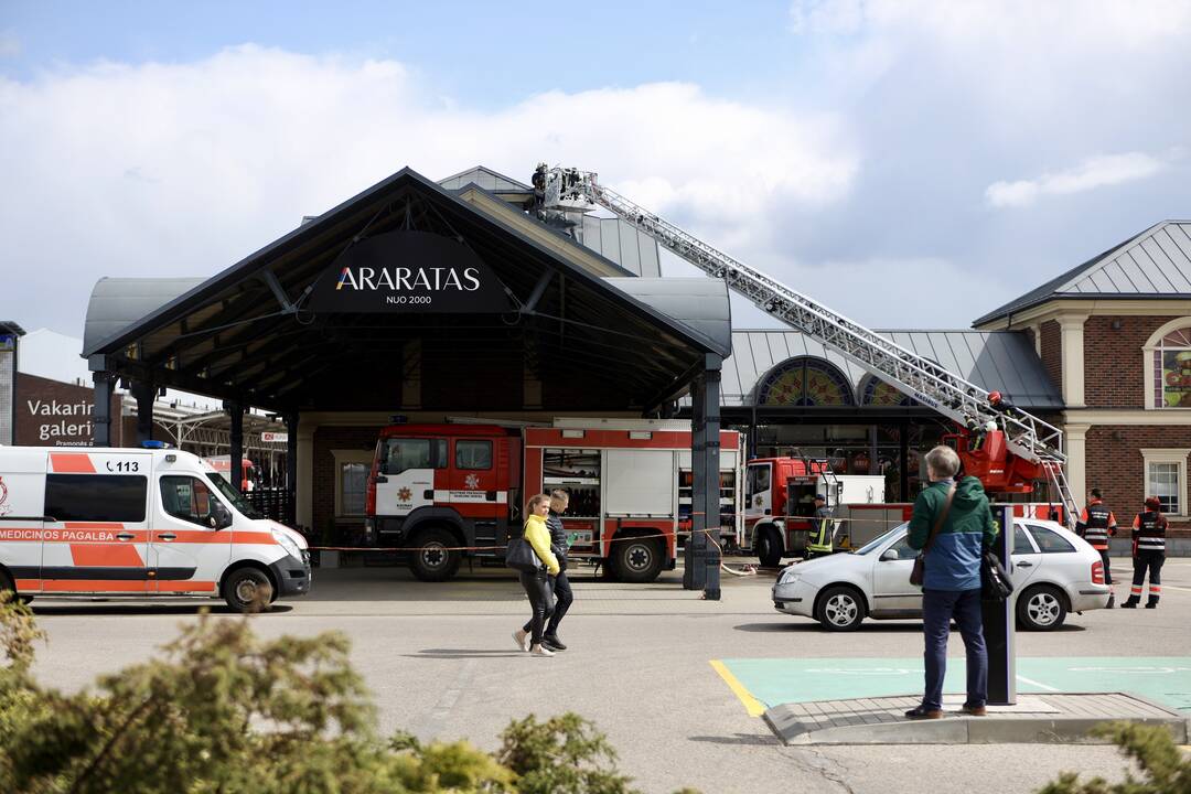 „Urmo“ bazės miestelyje užsiliepsnojo kavinė