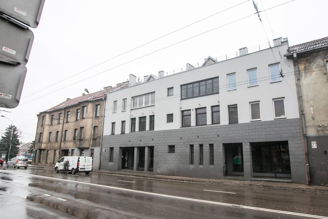 Eiga: Laisvės al. 28 namo gyventojai apie fasado tvarkymą galvojo jau anksčiau.