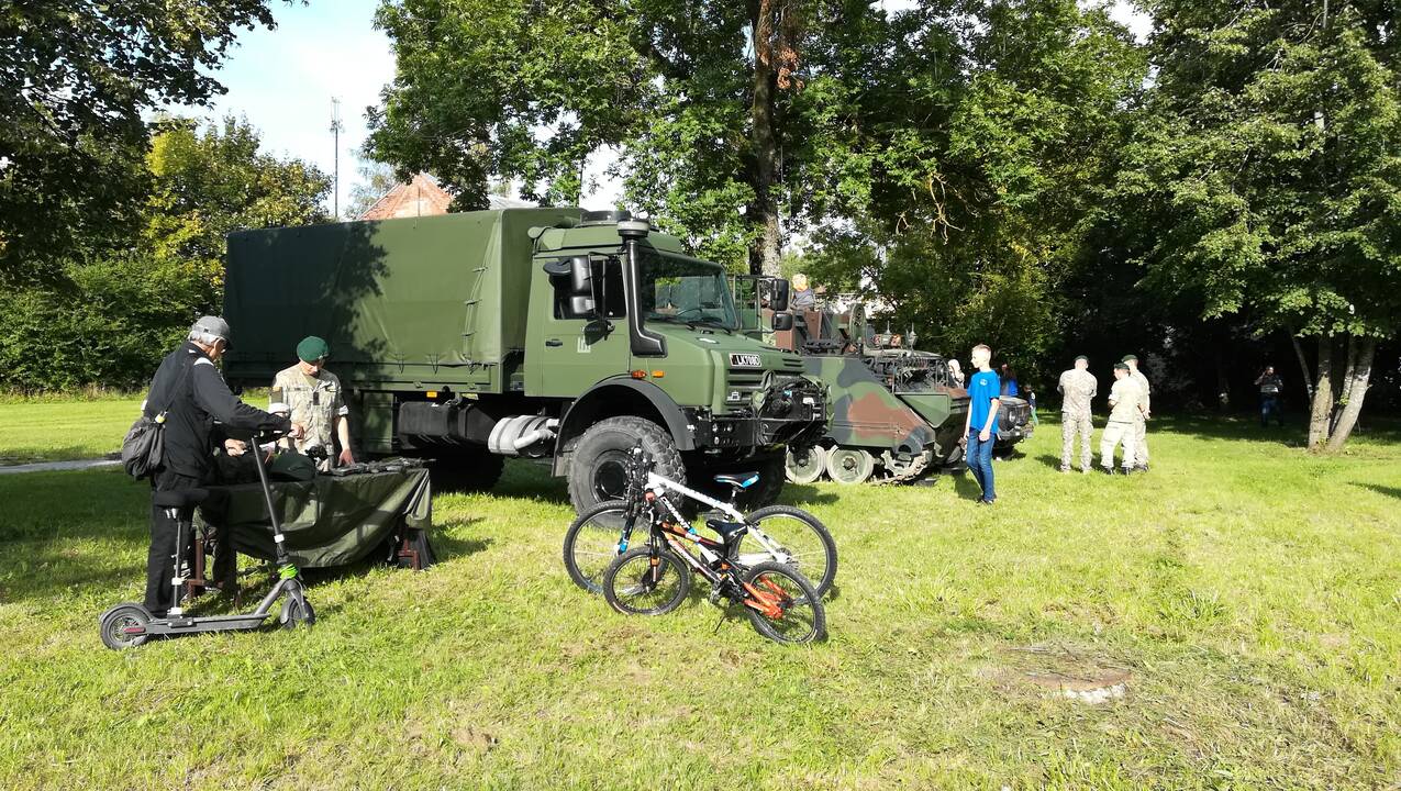 Paupių bendruomenė vėl drauge lydėjo vasarą