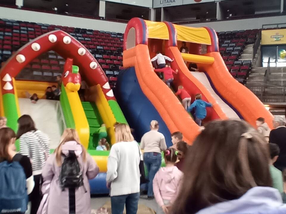 Mažiesiems karo pabėgėliams – vaikystės šventė