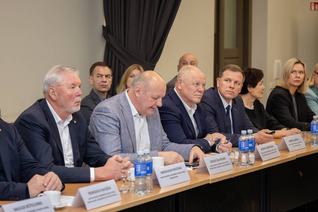 Kauno verslininkų susitikimas su S. Skverneliu ir L. Savicku