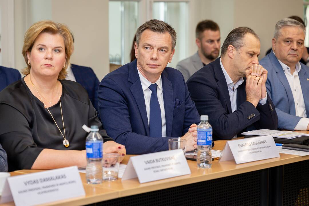 Kauno verslininkų susitikimas su S. Skverneliu ir L. Savicku