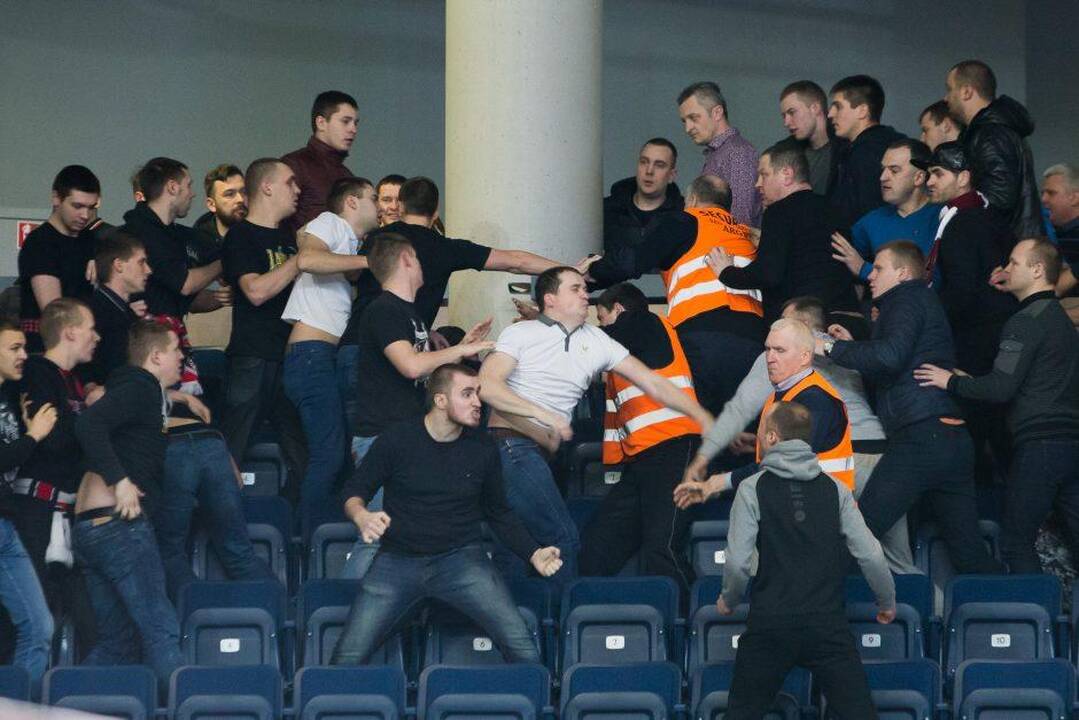 Po muštynių Panevėžyje – sankcijos „Lietkabeliui”