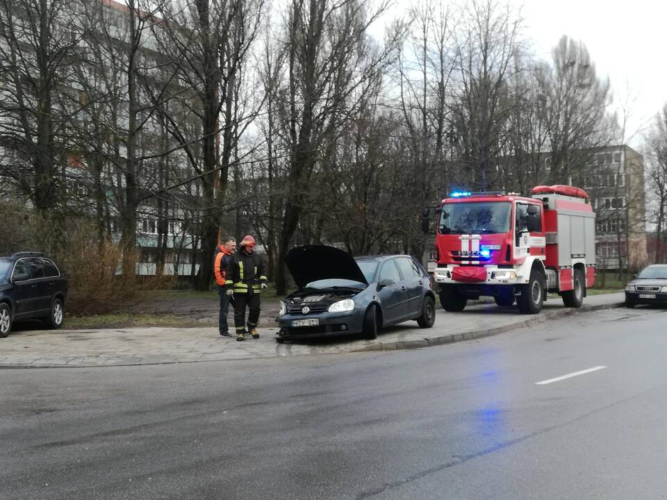 Golfas Debreceno gatvėje nukentėjo dukart