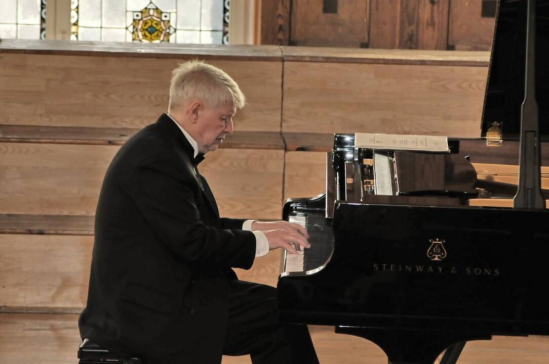 Jurijus Nekrasovas.