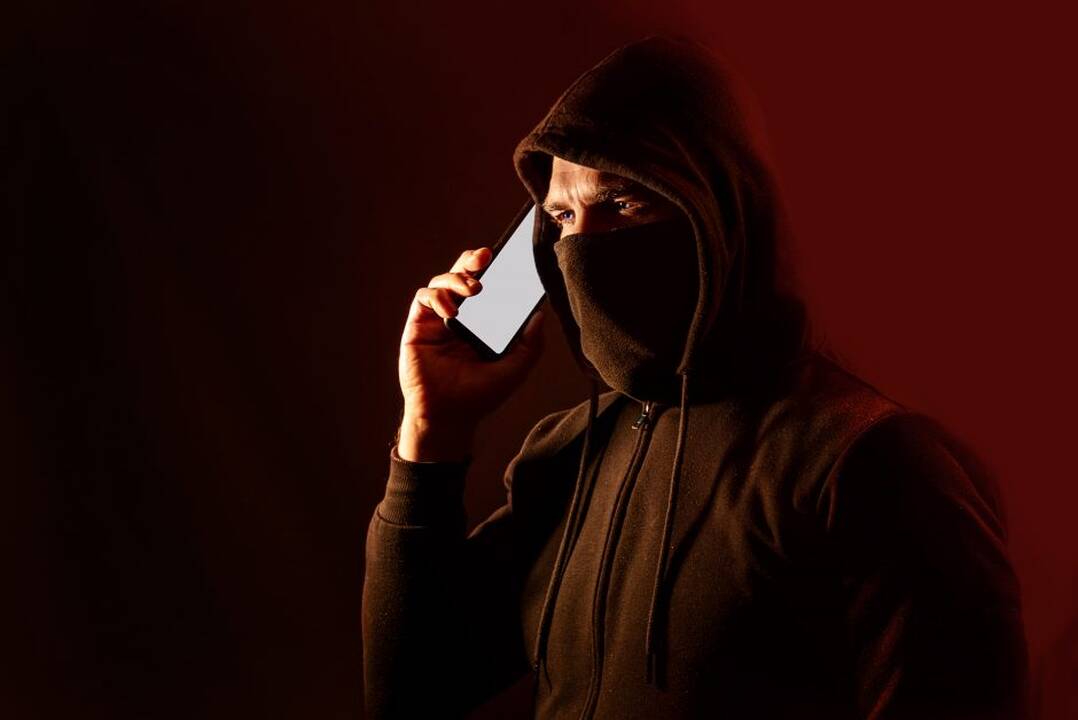 Klaipėdoje telefoniniai sukčiai iš žmonių išviliojo 6,6 tūkst. eurų