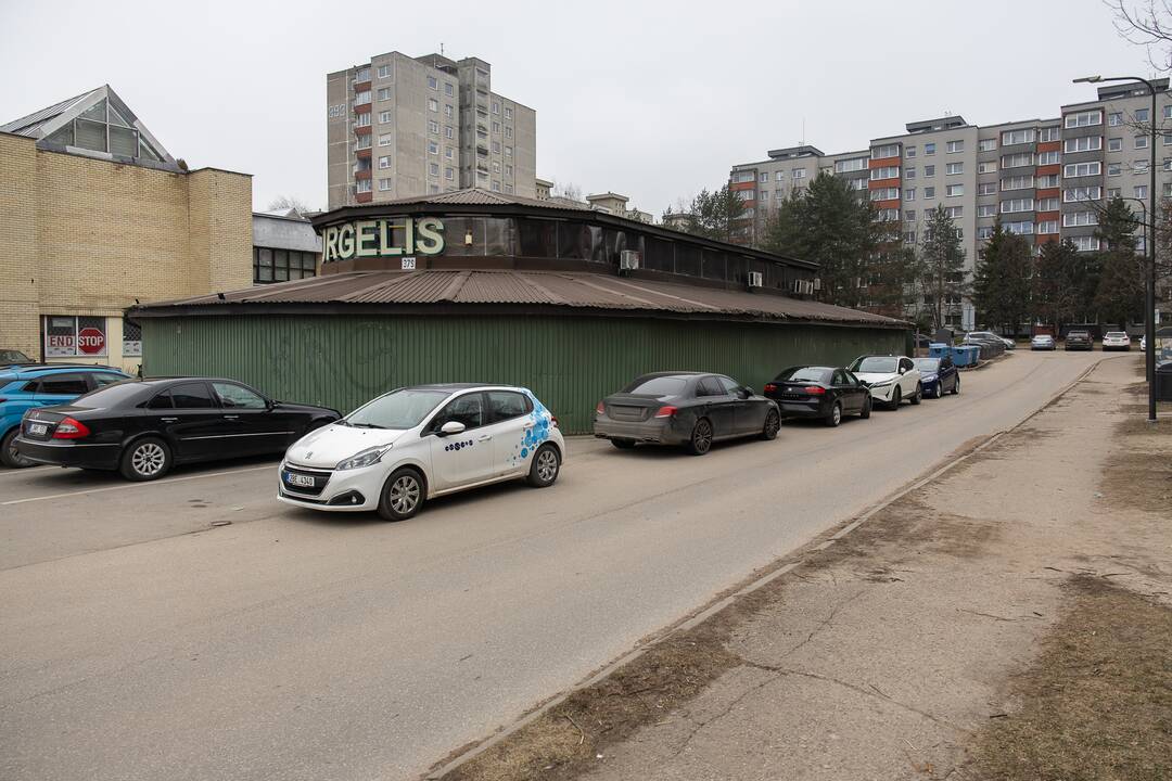 Problemos P. Lukšio gatvėje