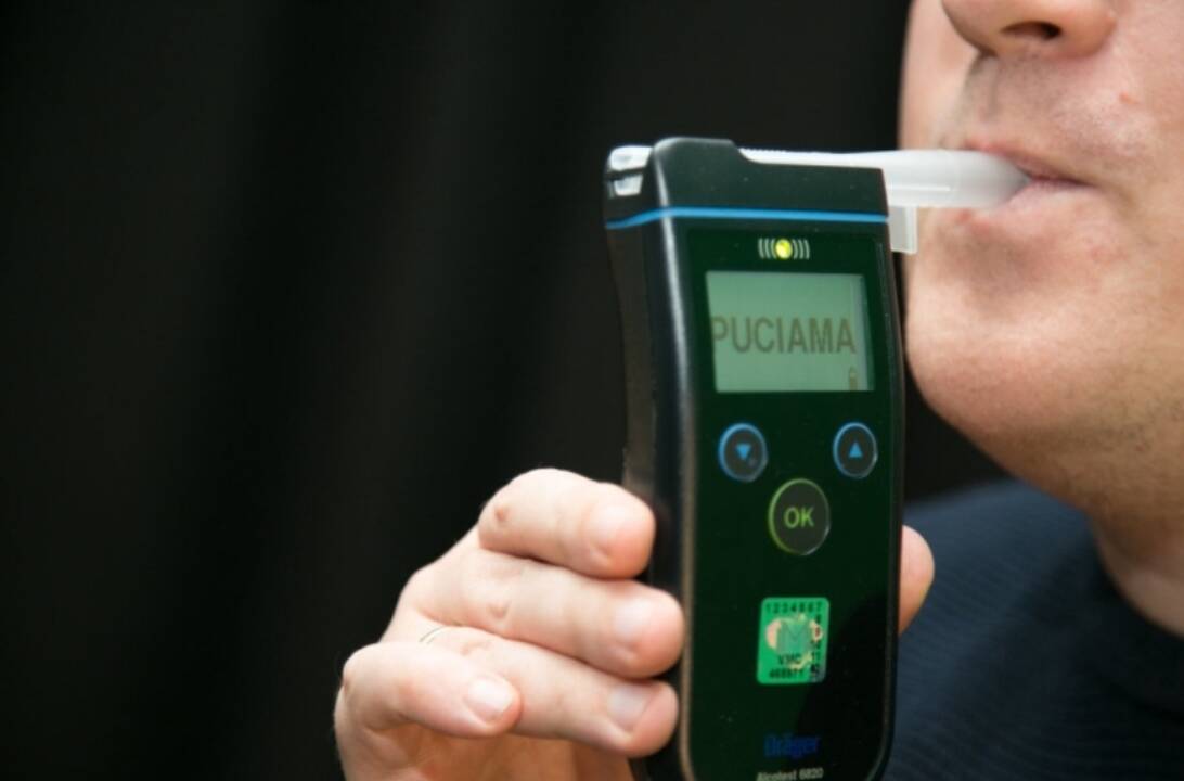 Neblaivus vairuotojas Darbėnuose sukėlė avariją