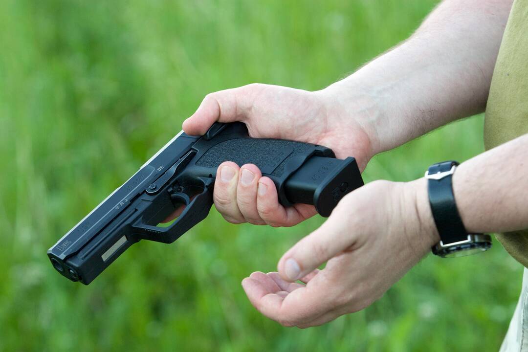 Klaipėdoje bare aidėjo šūviai