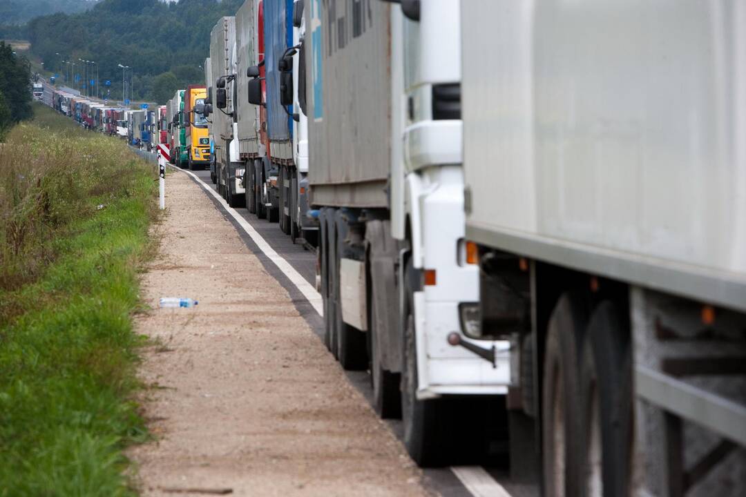 "Linava": sugriežtinta vežėjų patikra panaikinta visame pasienyje su Rusija