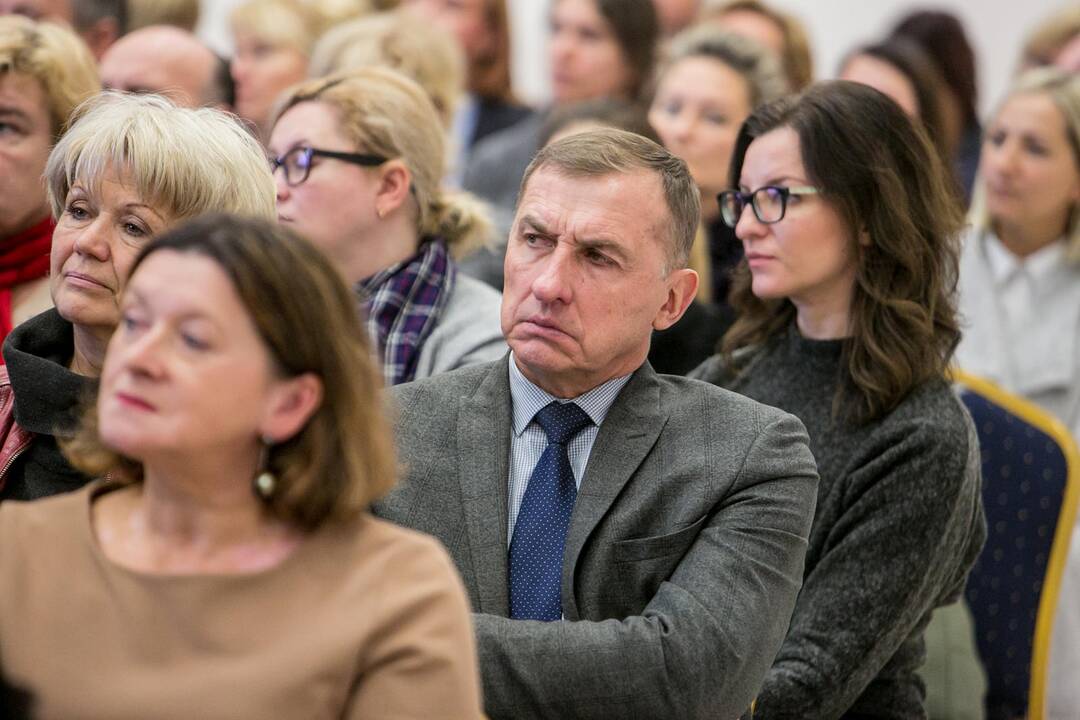 S.Skvernelis susitiko su nestreikuojančio Kauno rajono mokytojais