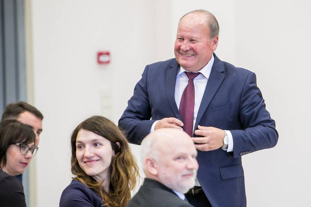 S.Skvernelis susitiko su nestreikuojančio Kauno rajono mokytojais