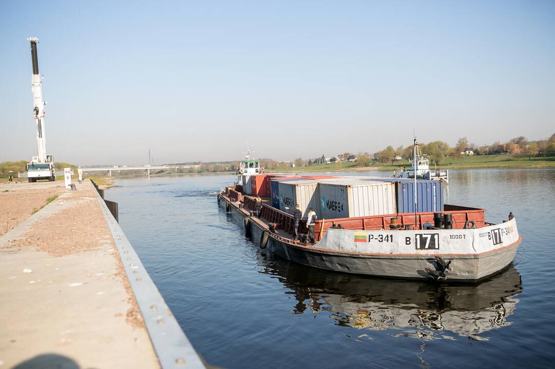 Marvelės uostą pasiekė pirmasis krovinys