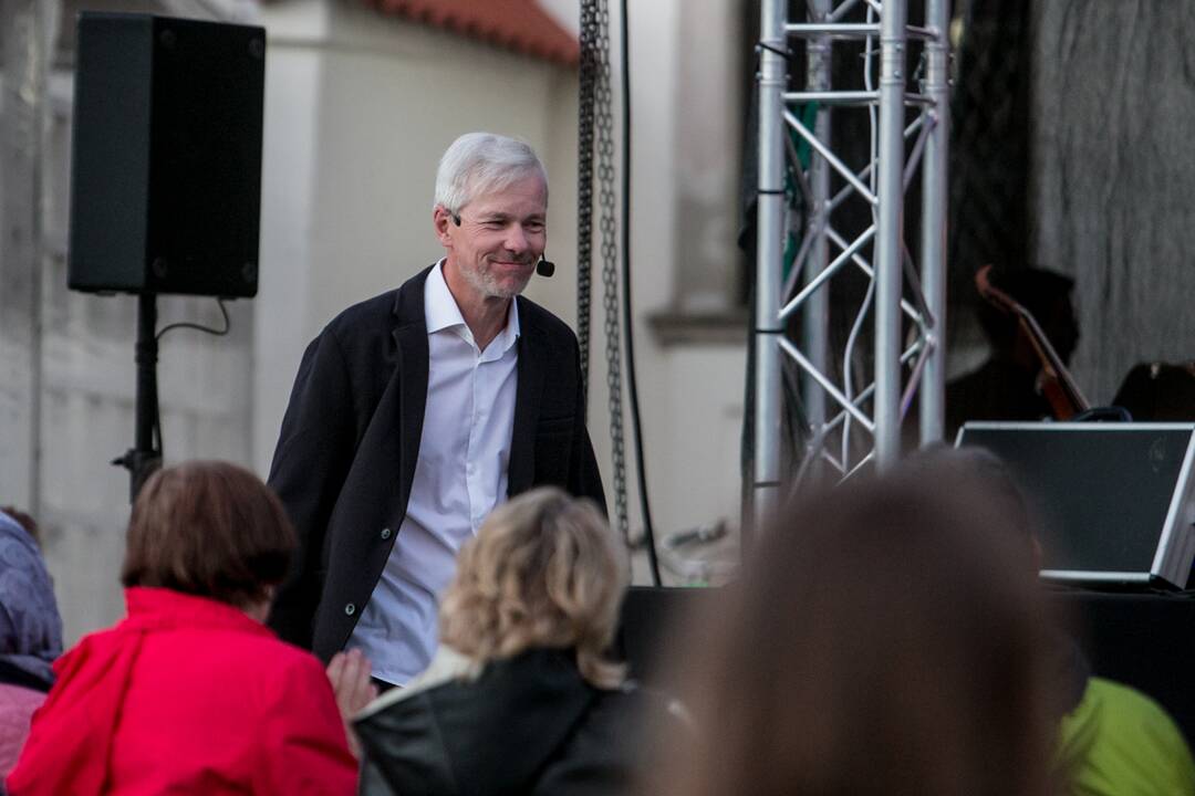 Pažaislio liepų alėjos vakarai: Andrius Kaniava. NAKTIS TEATRE