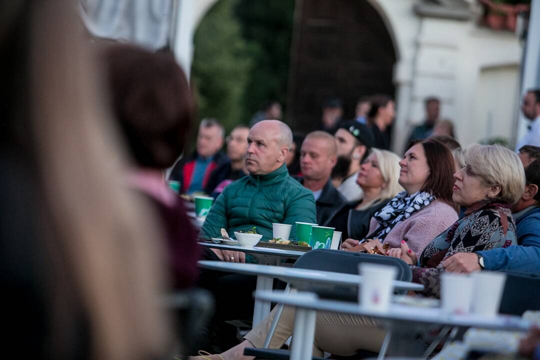 Pažaislio liepų alėjos vakarai: Andrius Kaniava. NAKTIS TEATRE