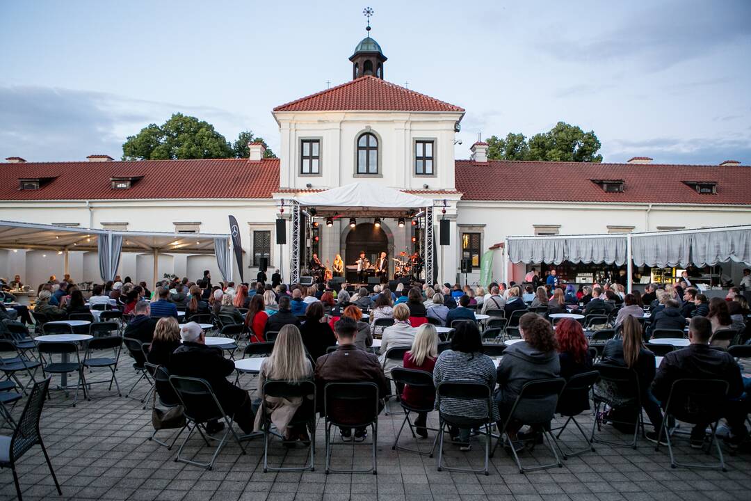 Pažaislio liepų alėjos vakarai: Andrius Kaniava. NAKTIS TEATRE