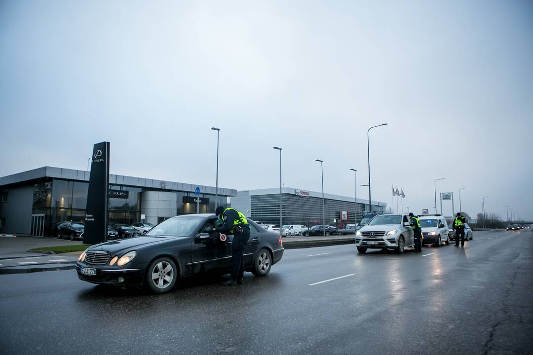 Ramus šeštadienis Kauno blokpostuose