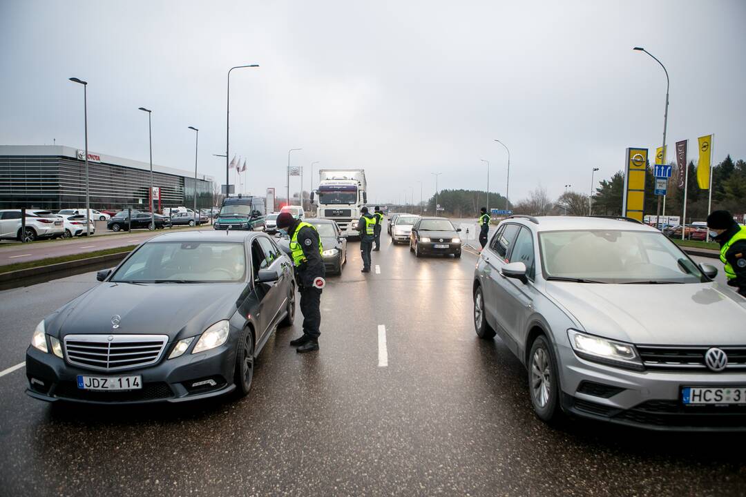 Ramus šeštadienis Kauno blokpostuose