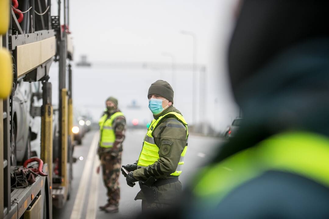 Ramus šeštadienis Kauno blokpostuose