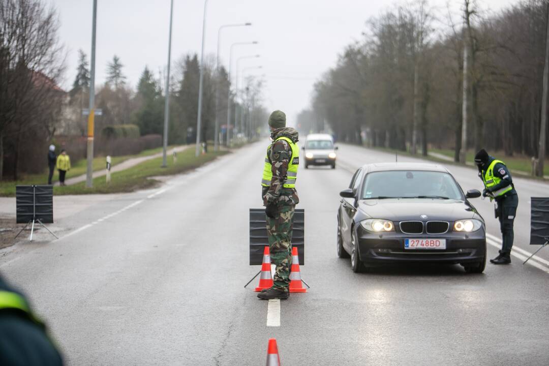 Ramus šeštadienis Kauno blokpostuose
