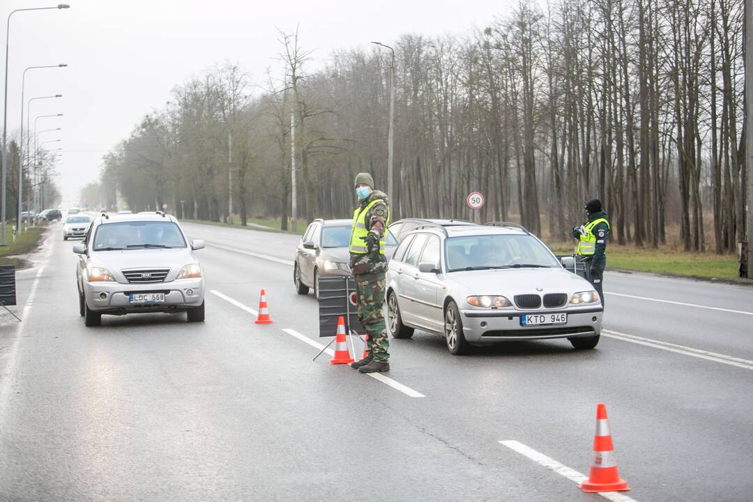 Ramus šeštadienis Kauno blokpostuose