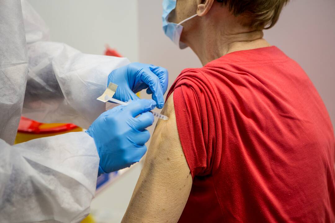 Prezidentūra: leisti atidėti skiepą laukiant norimos vakcinos nėra racionalu