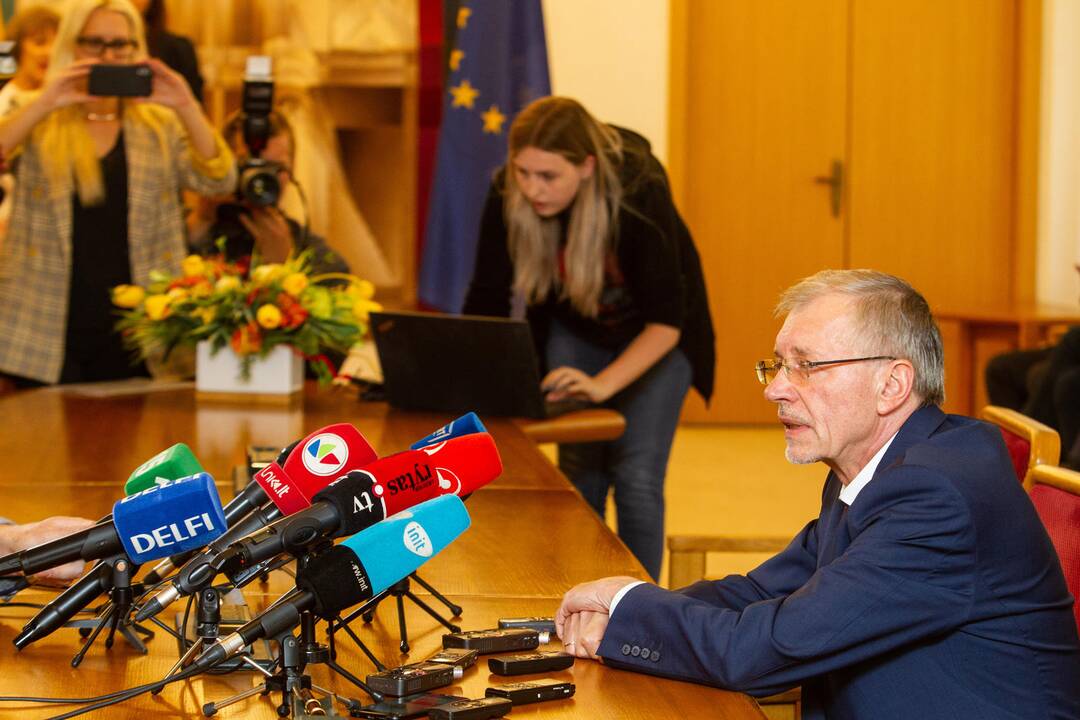 Koalicijos sutarties pasirašymas