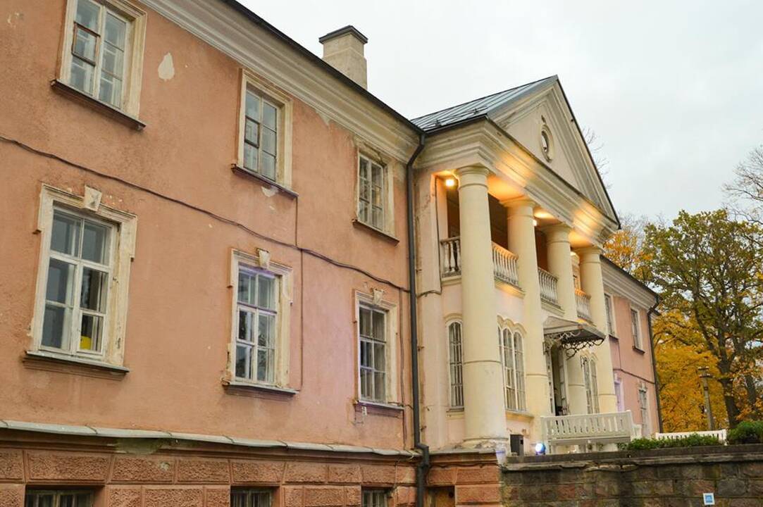 Aukštosios Fredos dvaras plačiai atveria duris