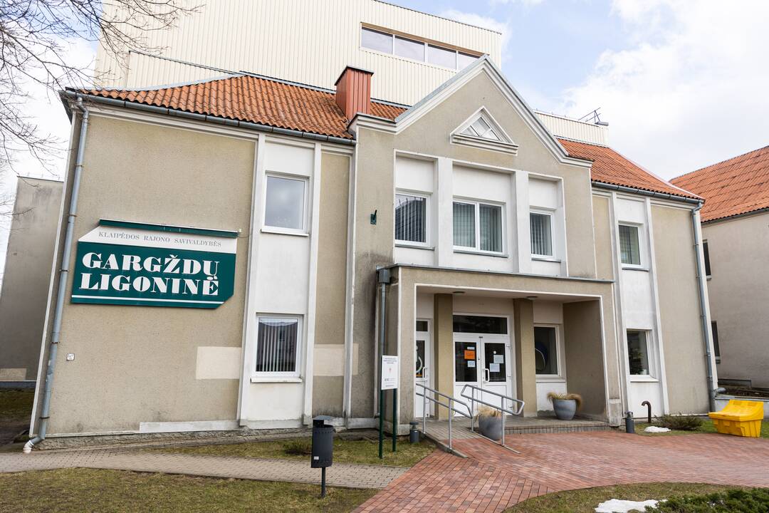 Priekulės gyventojai renka parašus prieš sveikatos priežiūros centro jungimą prie Gargždų