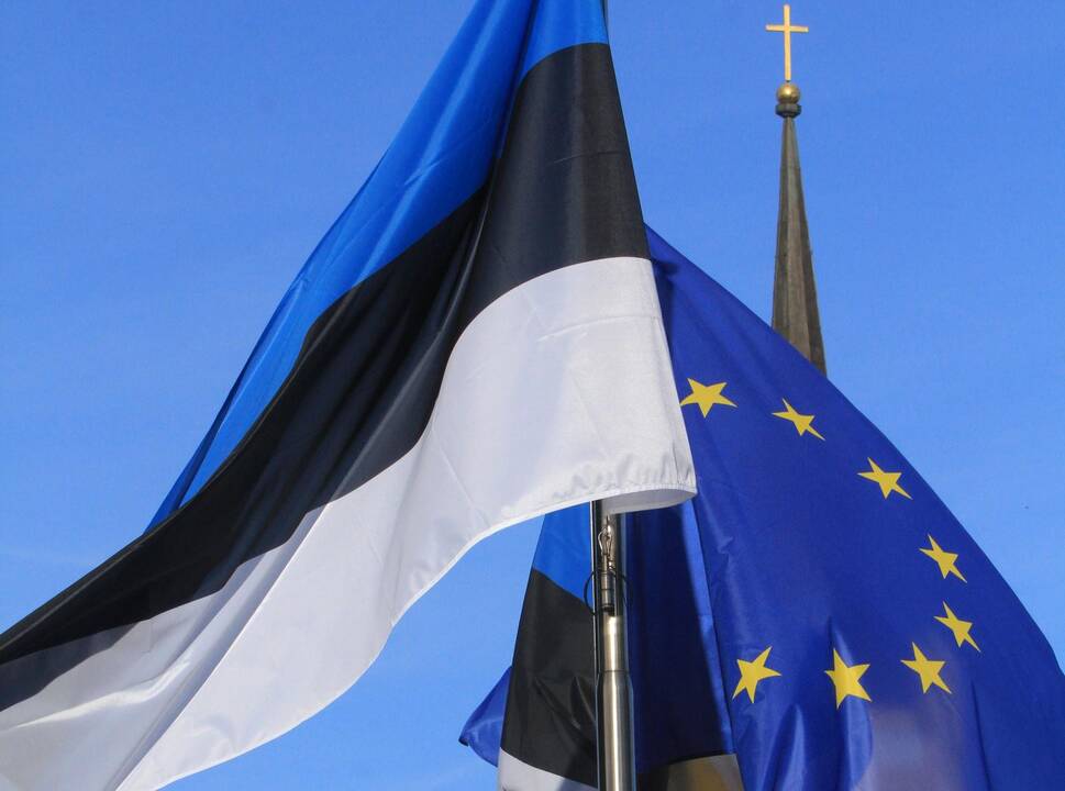 Estija svarsto mažinti akcizą alkoholiui