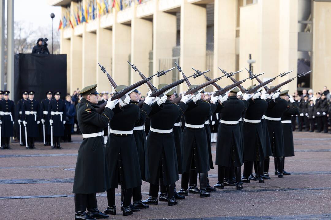 Iškilminga valstybės vėliavos pakėlimo ceremonija