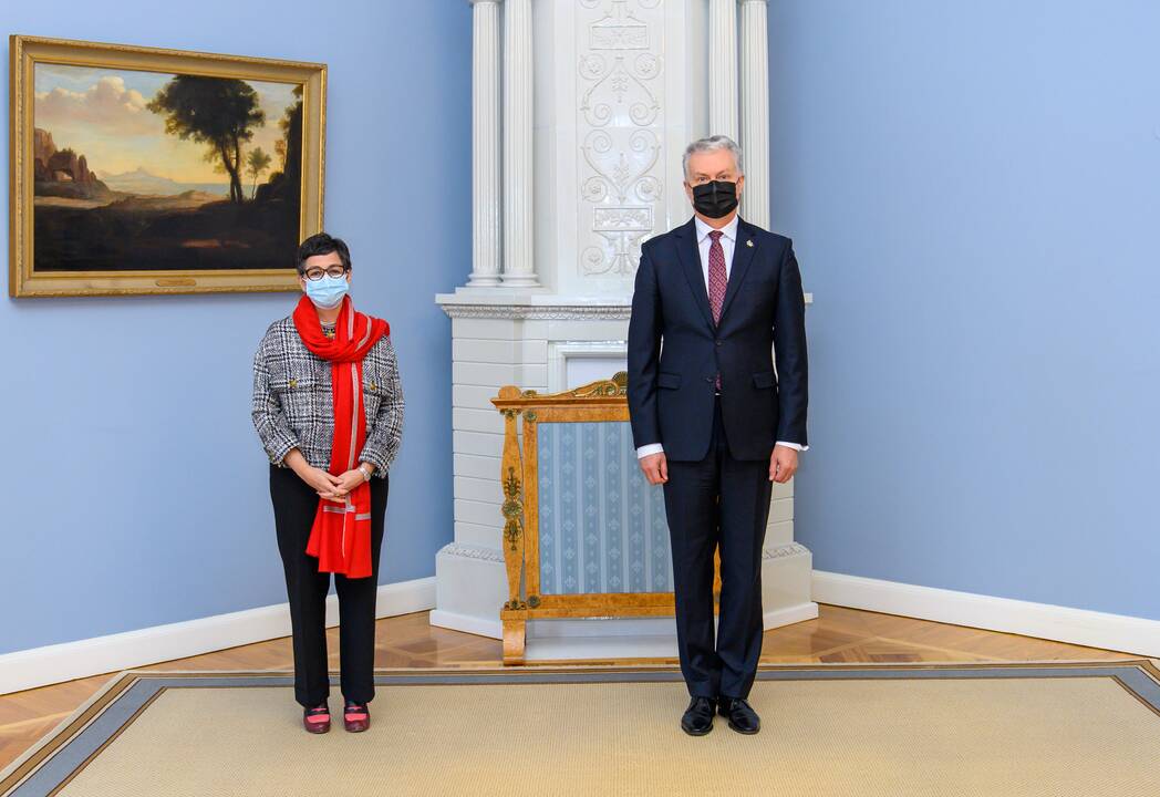 Arancha Gonzalez Laya ir Gitanas Nausėda