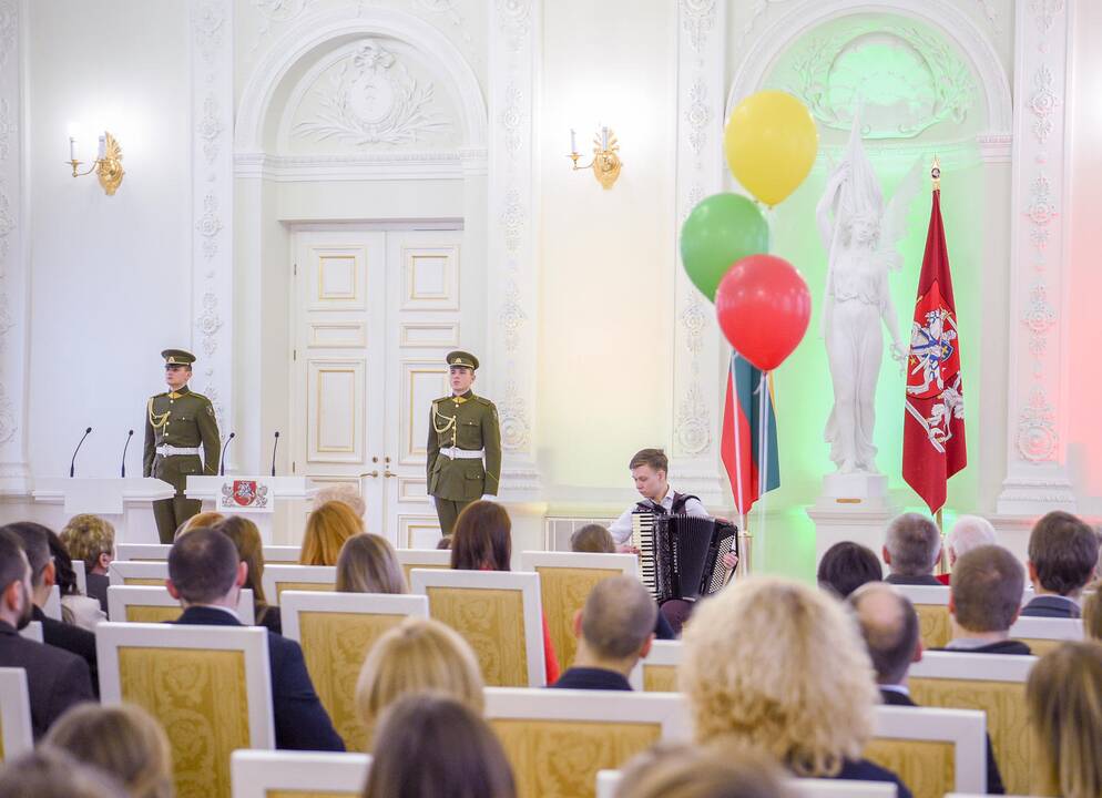Akcijos „Vasario 16-ąją švęsk linksmai ir išradingai“ apdovanojimai