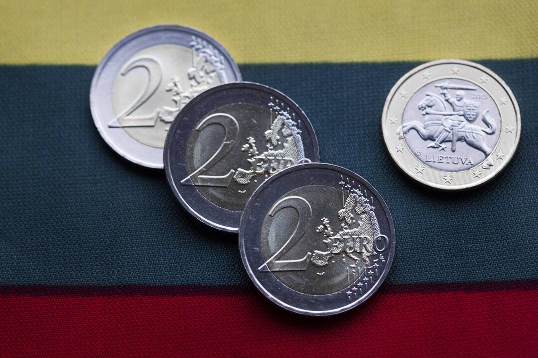 Finansų ministerijos prognozė: atlyginimai augs, nedarbas mažės