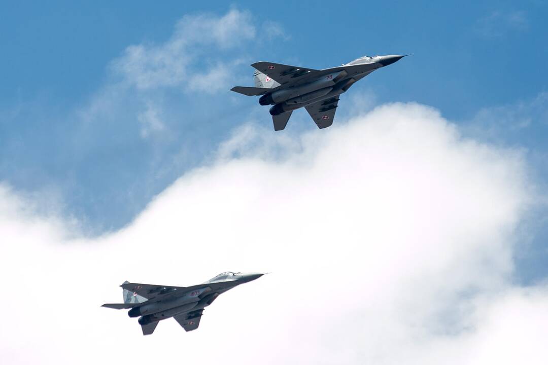 Paskutinę 2017-ųjų savaitę NATO naikintuvai du kartus lydėjo Rusijos orlaivius