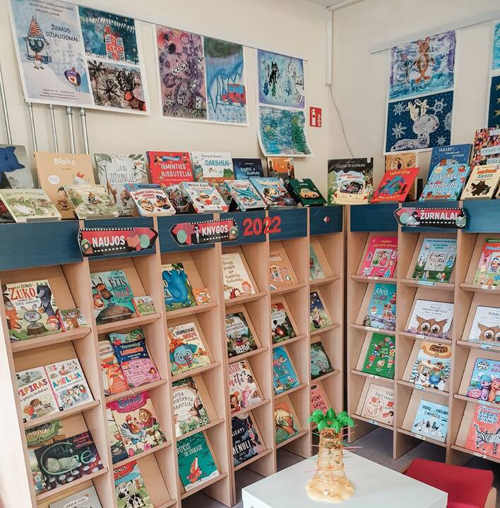 Bibliotekininkai parengė įspūdingą naujų knygų vaikams ir jaunimui ekspoziciją.