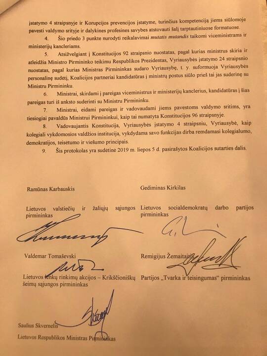 Koalicijos sutarties pasirašymas