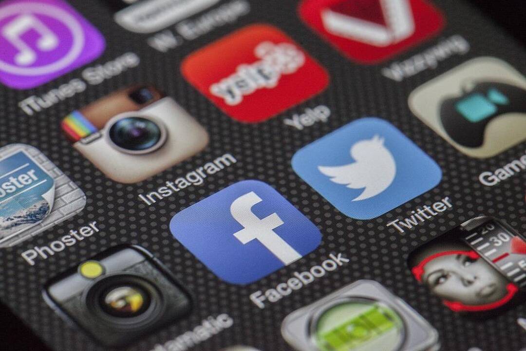 FNTT išaiškino šešėlinius mobiliųjų telefonų prekeivius