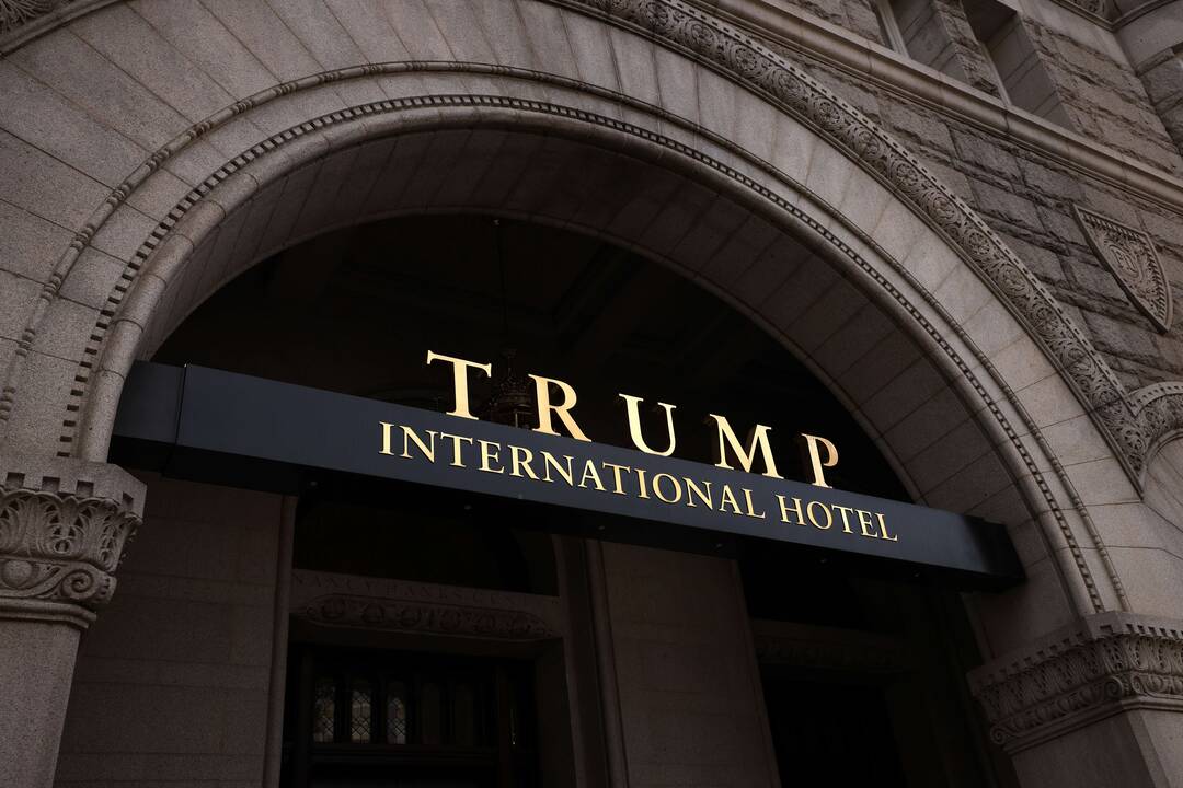 Ataskaita: per D. Trumpo prezidentavimą užsienio vyriausybės sumokėjo jo verslams milijonus