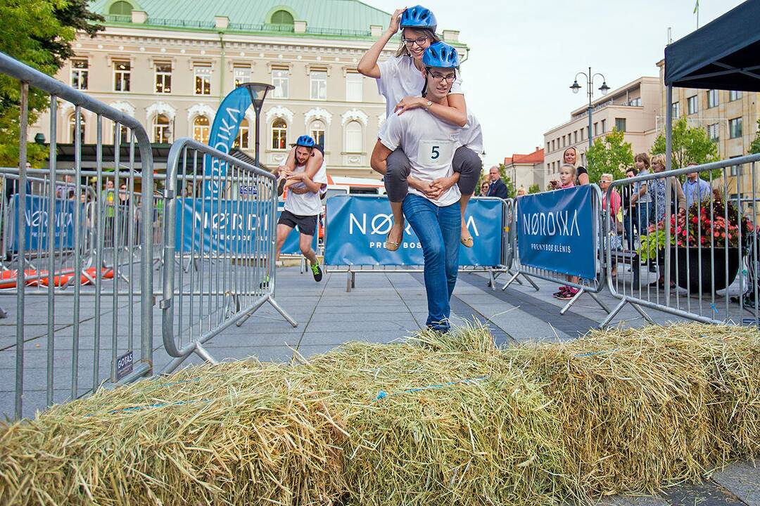 Žmonų nešimo varžybos